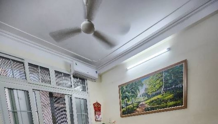 BÁN NHÀ BA ĐÌNH LÔ GÓC 3 THOÁNG 40M RA PHỐ Ô TÔ. DT 41m x 4 TẦNG x 3.9m. CHỈ 7Tỷ.